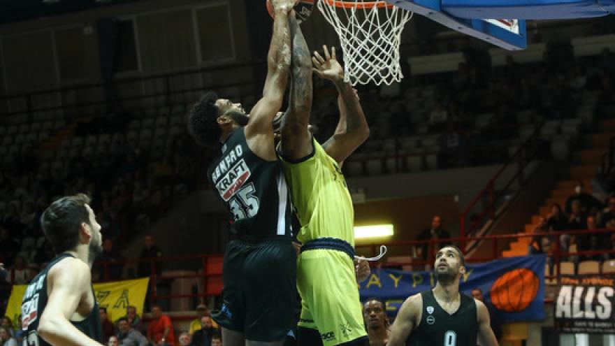 Νέιτ Ρένφρο ο mr.82,5% της Basket League